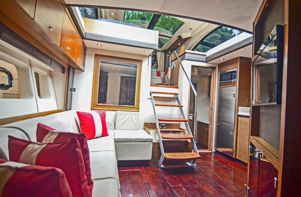 Sea Ray 53 | Blanco Perla