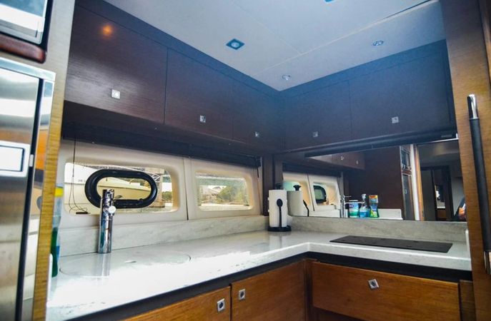 Sea Ray 53 | Blanco Perla