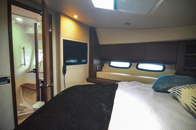 Sea Ray 53 | Blanco Perla