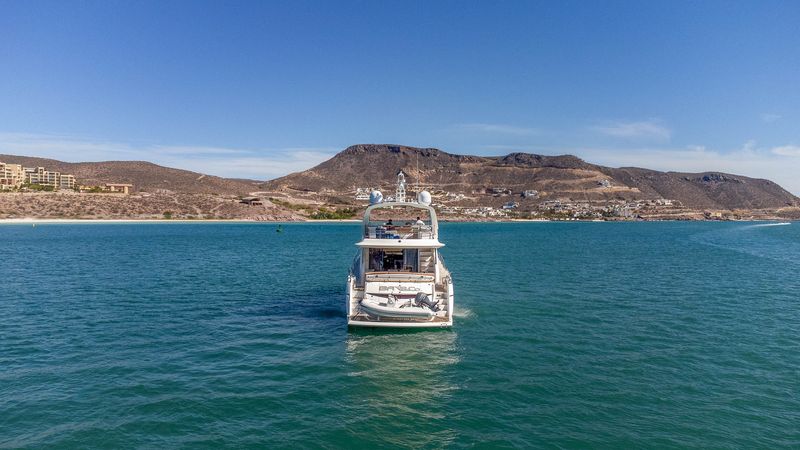 Sunseeker 75 | Bar&Co