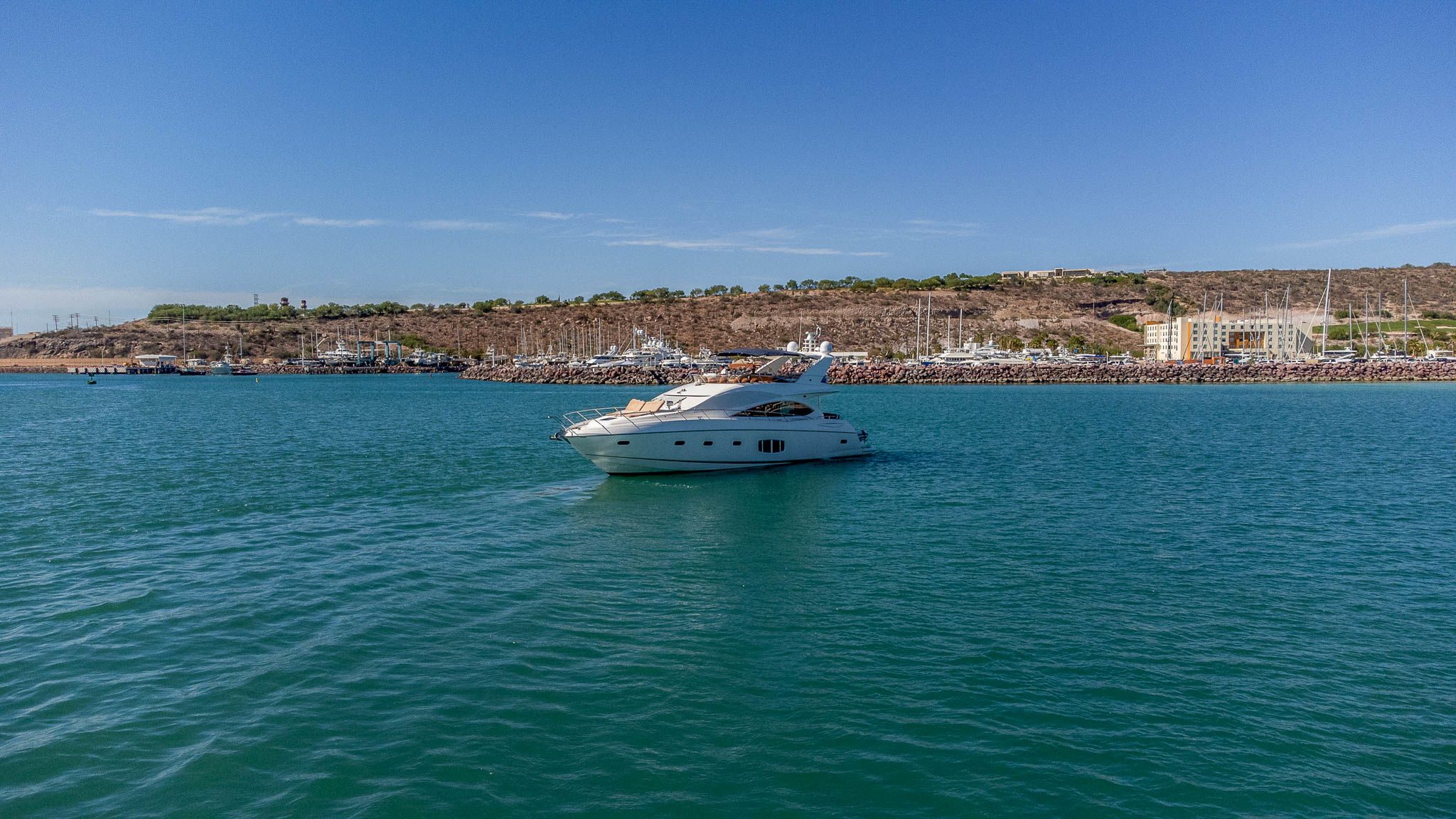 Sunseeker 75 | Bar&Co