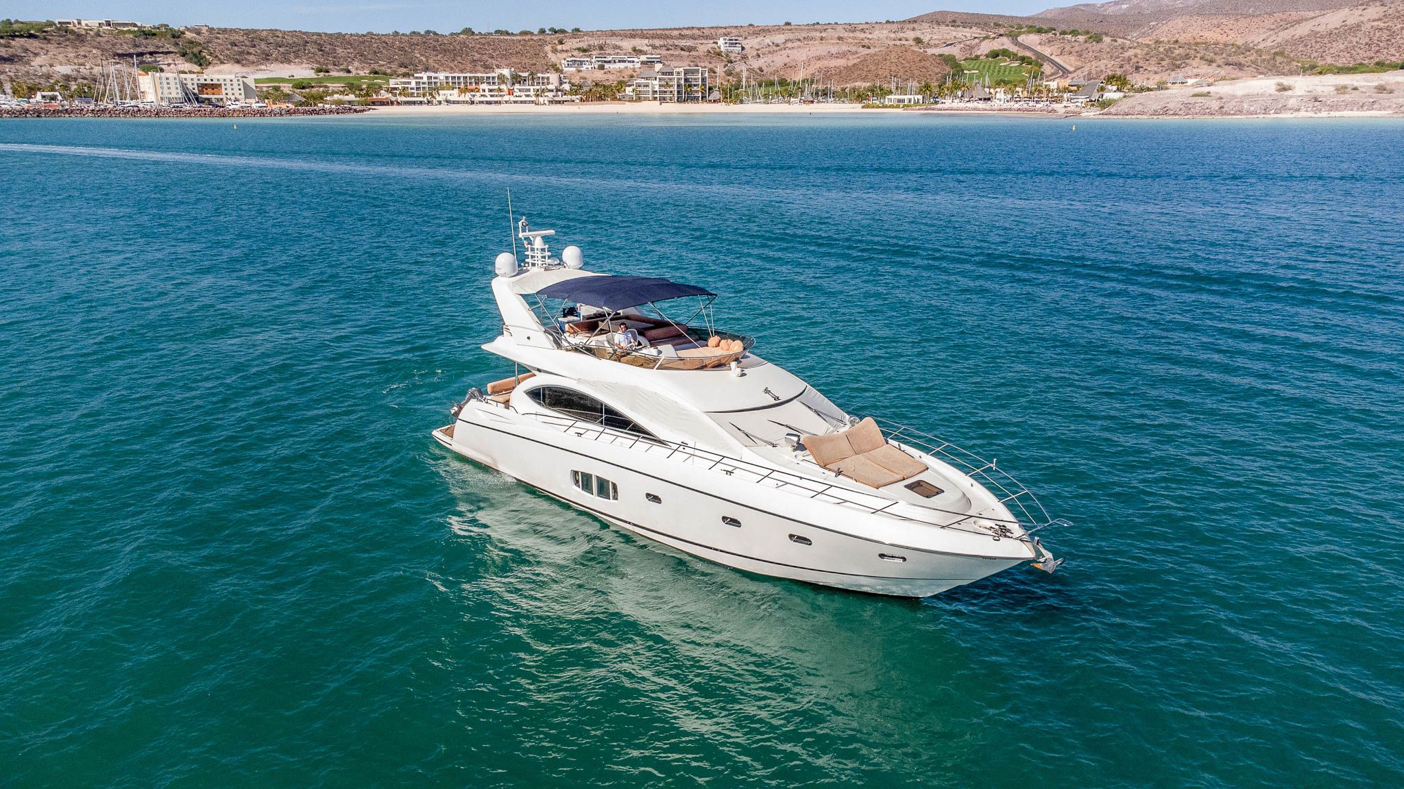 Sunseeker 75 | Bar&Co