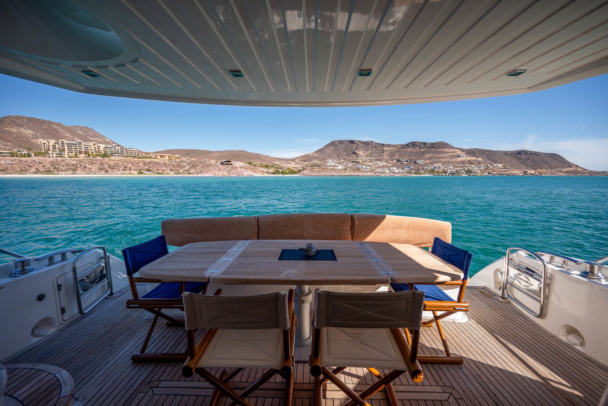 Sunseeker 75 | Bar&Co