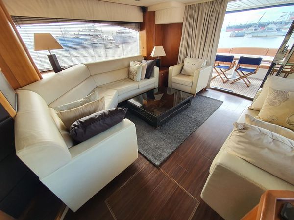 Sunseeker 75 | Bar&Co