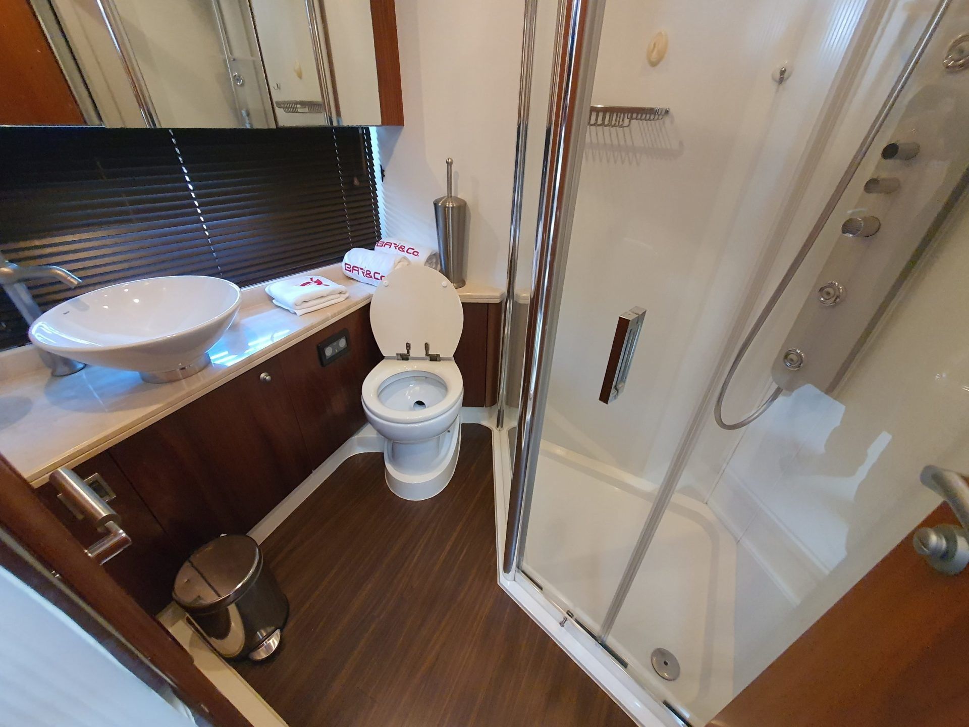 Sunseeker 75 | Bar&Co