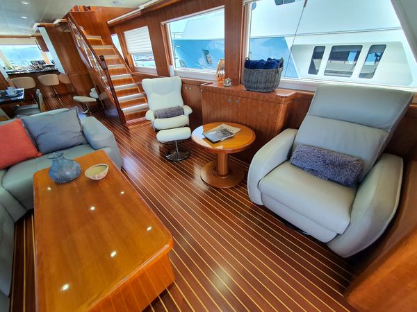 President 870 | Loretta