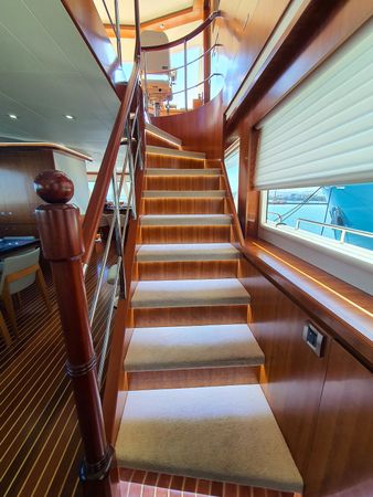 President 870 | Loretta