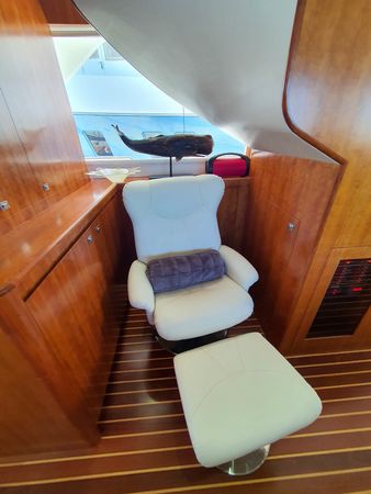 President 870 | Loretta