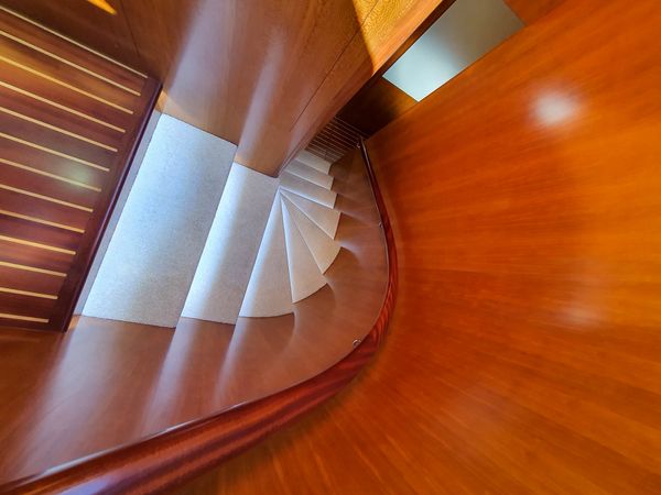 President 870 | Loretta