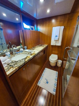 President 870 | Loretta