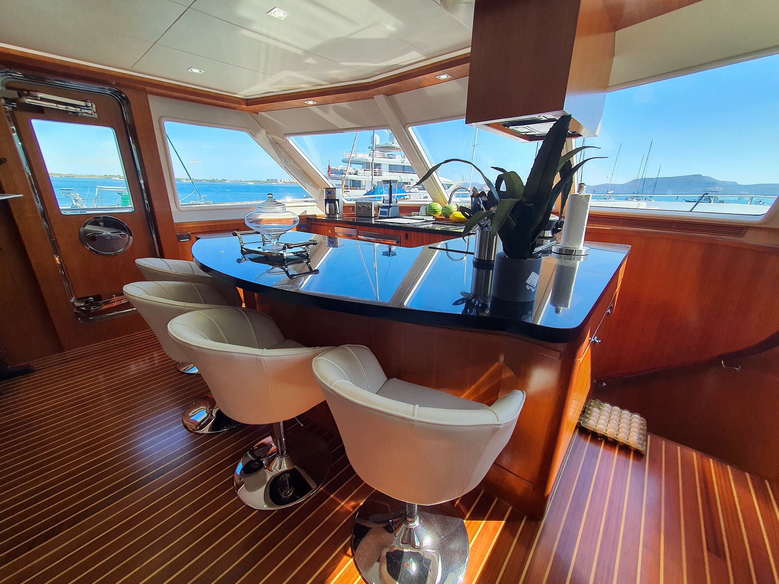 President 870 | Loretta