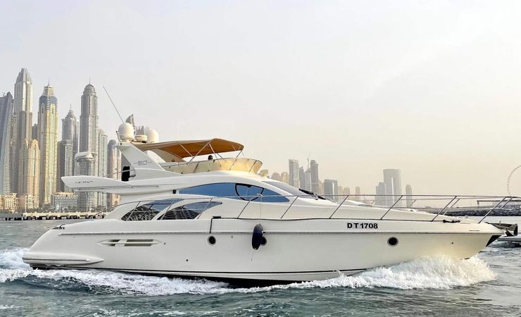 Azimut 50 Fly | Grand Crew