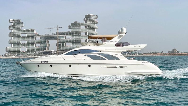 Azimut 50 Fly | Grand Crew