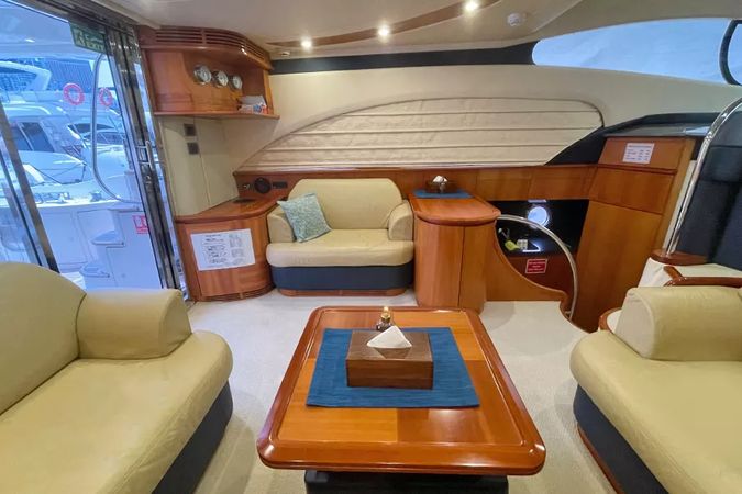 Azimut 50 Fly | Grand Crew