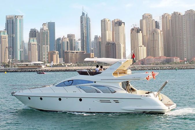 Azimut 50 Fly | Grand Crew