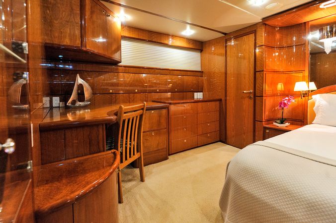 Hershine Marine 85 | Contessa