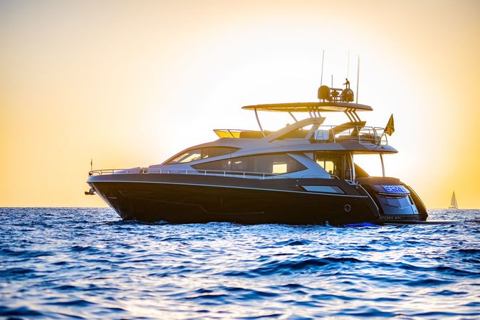 Sunseeker 80 | Savi 2