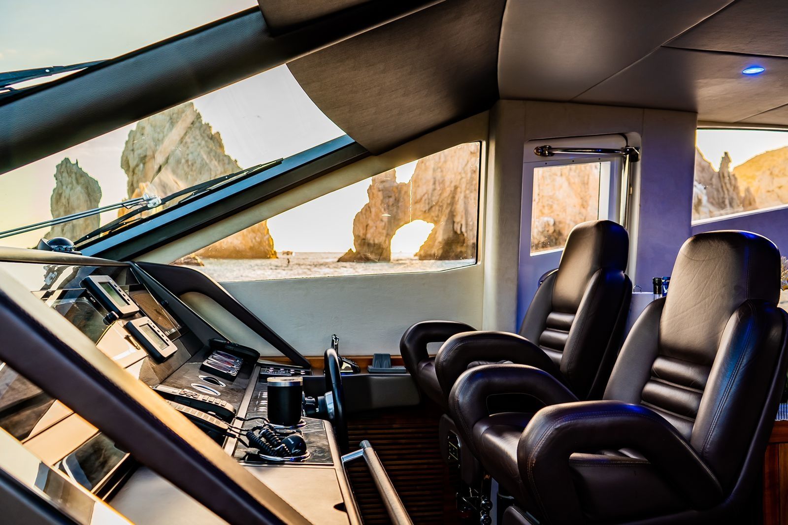 Sunseeker 80 | Savi 2