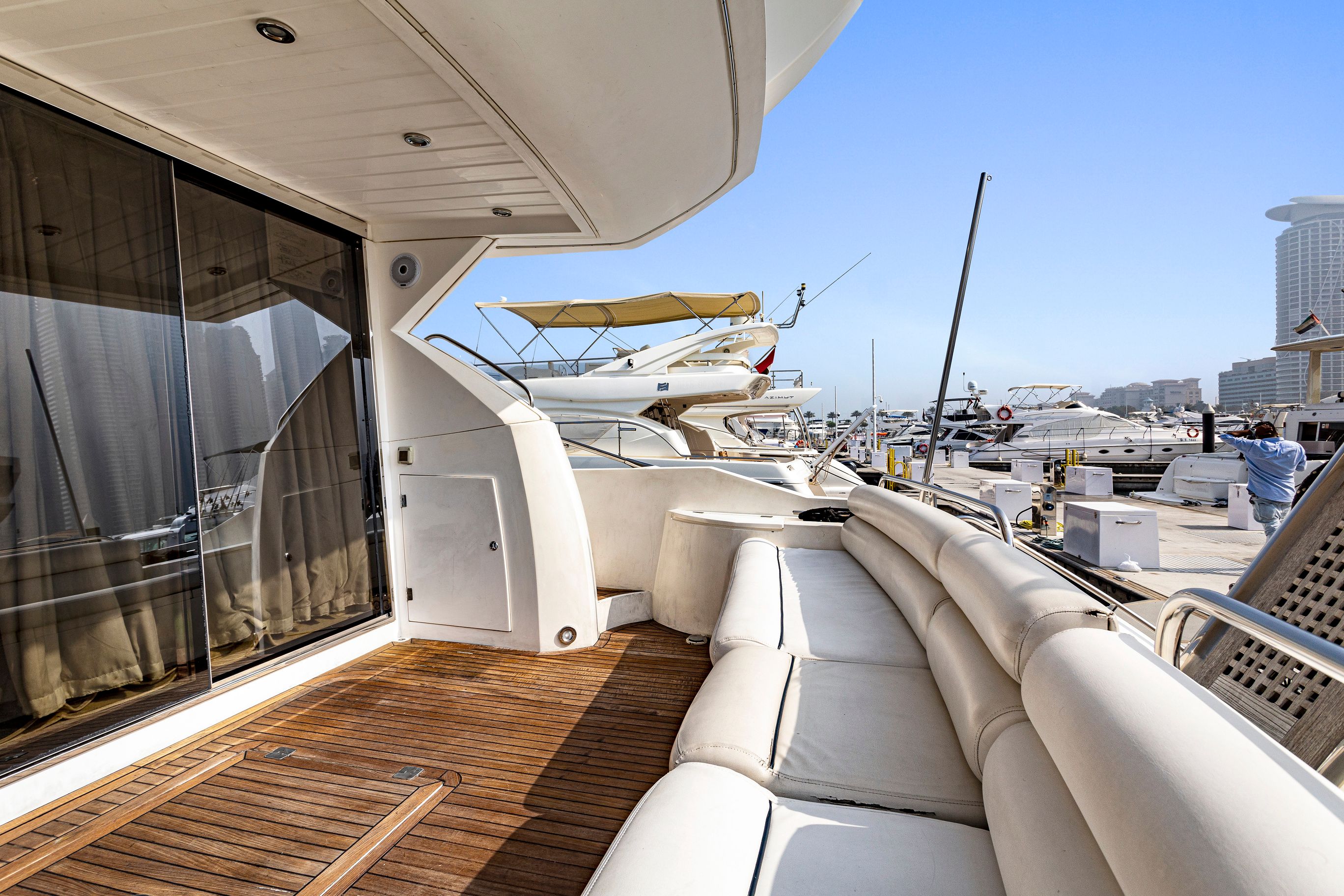 Sunseeker Manhattan 50 | Vesper