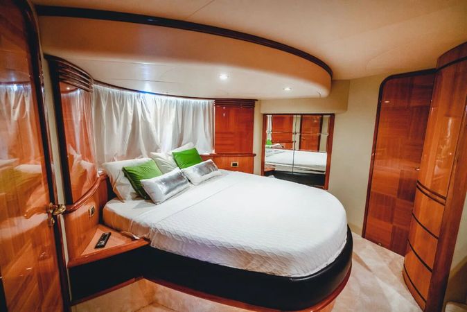 Azimut 62 Fly | Lucky Star