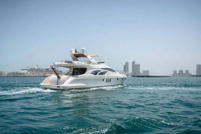 Azimut 62 Fly | Lucky Star