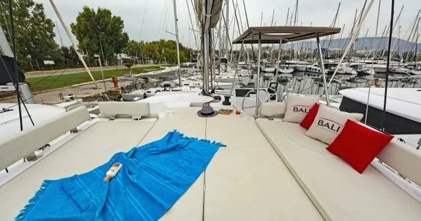 Bali Catspace | Waterlily6