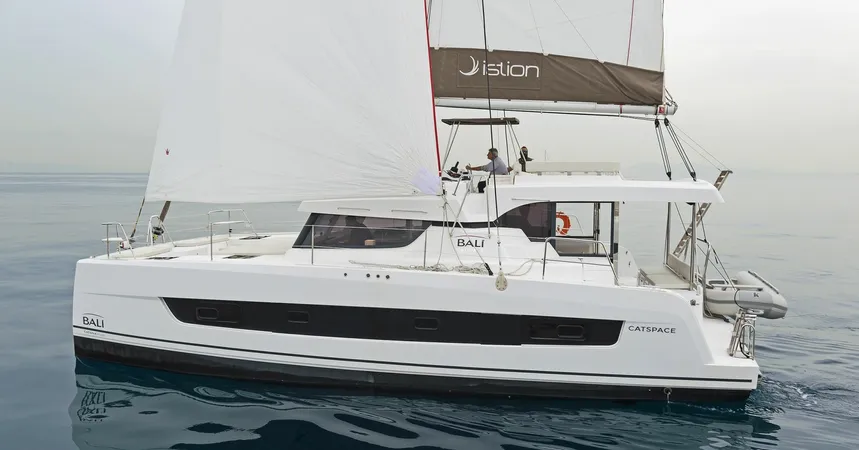 Bali Catspace | Waterlily1