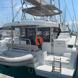 Bali Catspace | Waterlily