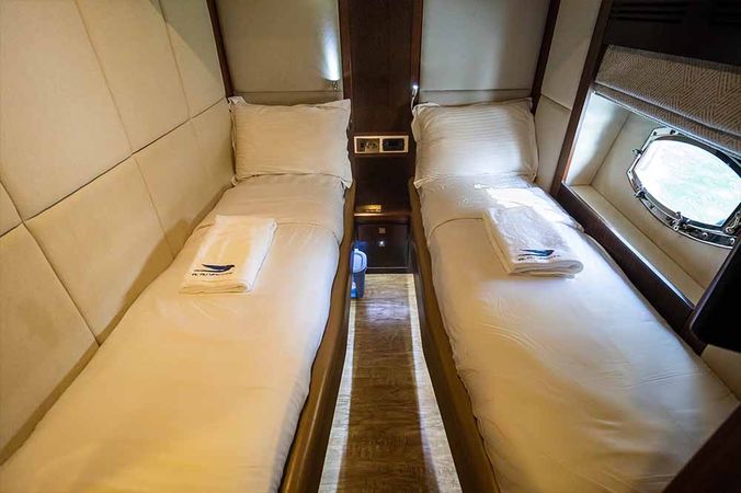 Gulf Craft Majesty 63 | DT 2000