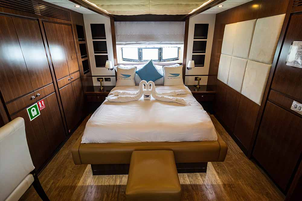 Gulf Craft Majesty 63 | DT 2000