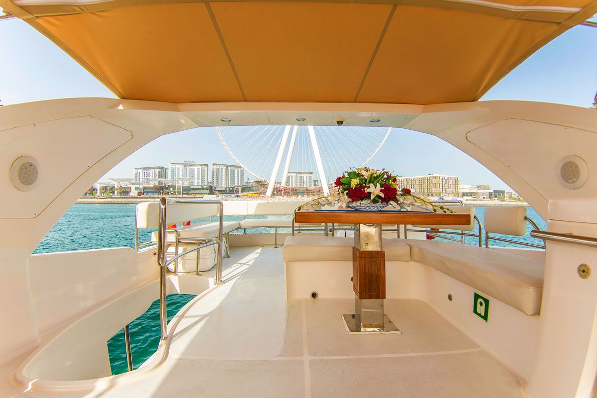 Gulf Craft Majesty 63 | DT 2000