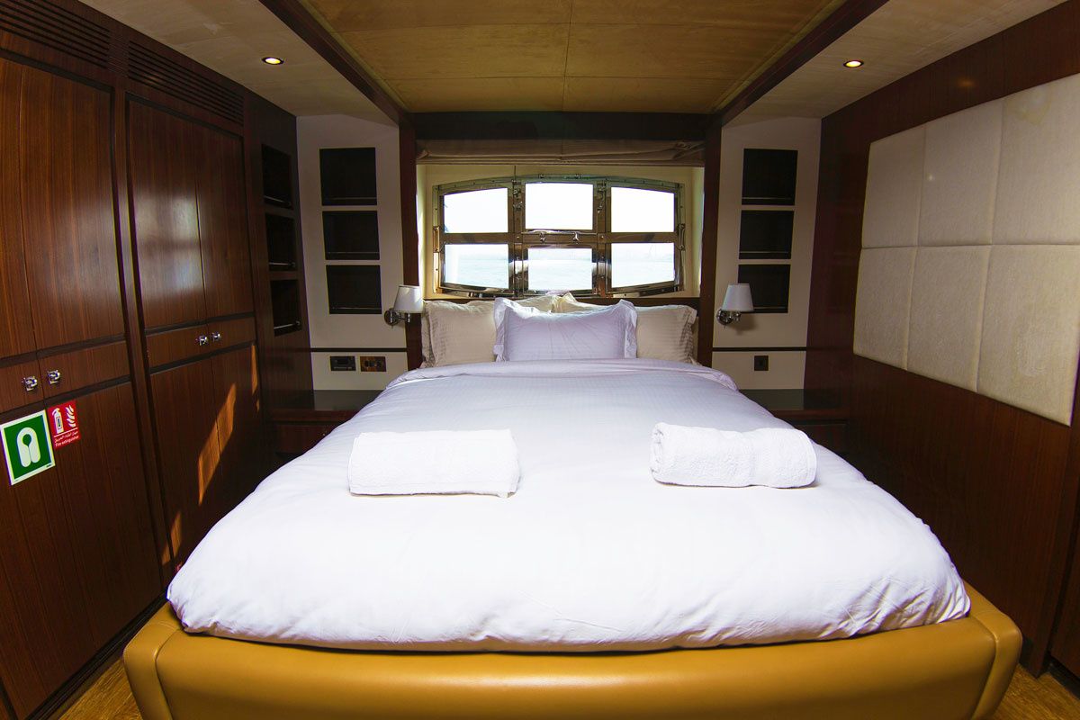 Gulf Craft Majesty 63 | DT 2000