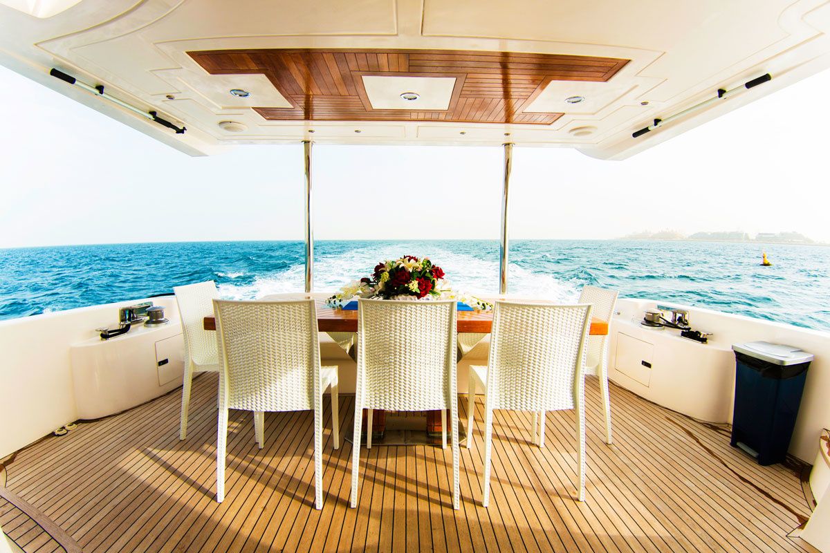 Gulf Craft Majesty 63 | DT 2000