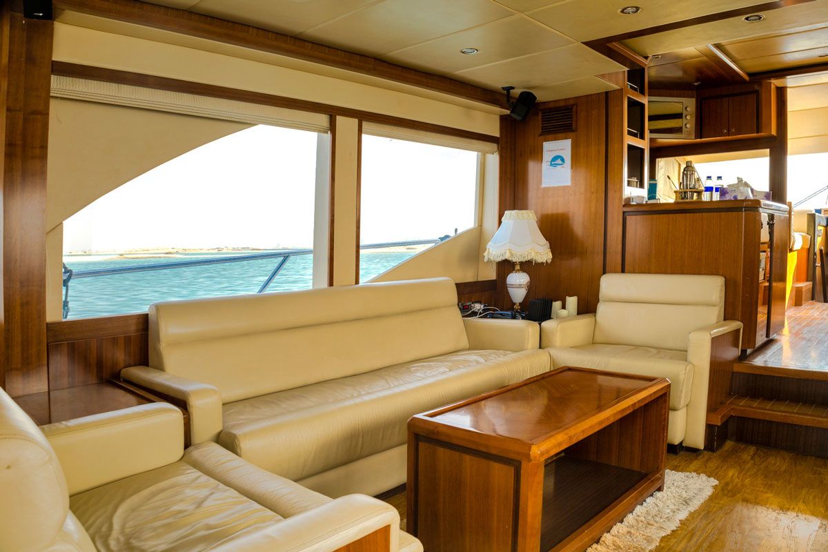 Gulf Craft Majesty 63 | DT 2000