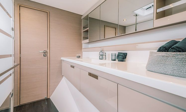 Fountaine Pajot Tanna 47 | Sirius