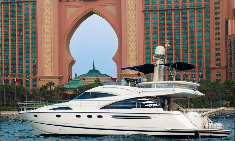 Fairline 65 | DT1753