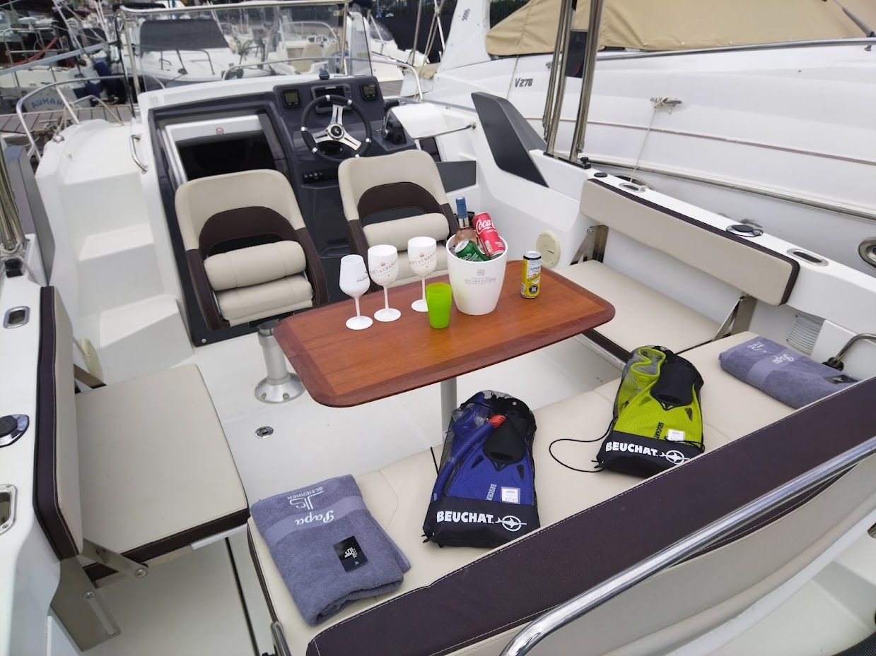 Beneteau Flyer 7.7 | Ti Ama 2