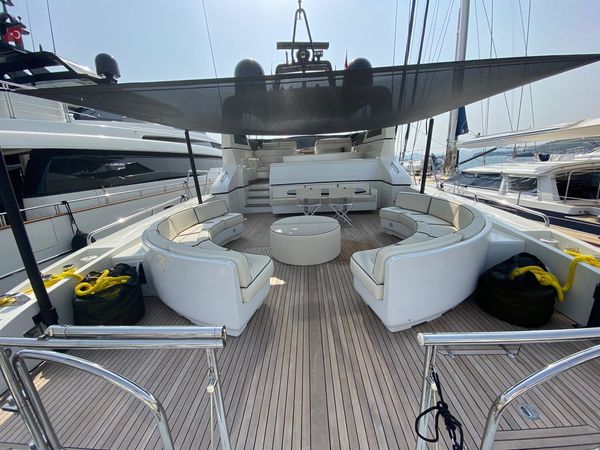 Mangusta 108 | Silence