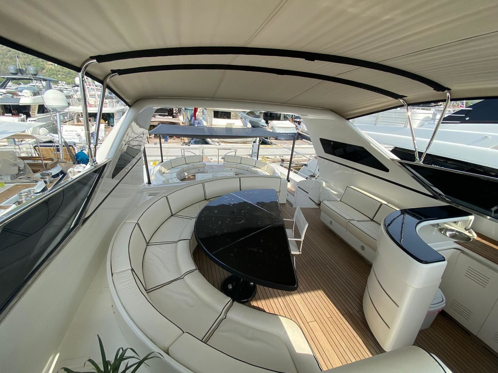 Mangusta 108 | Silence