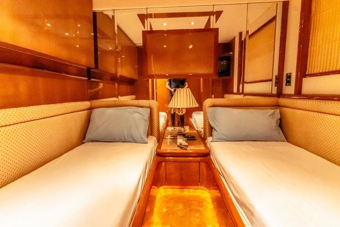 Azimut 80 | DT1885