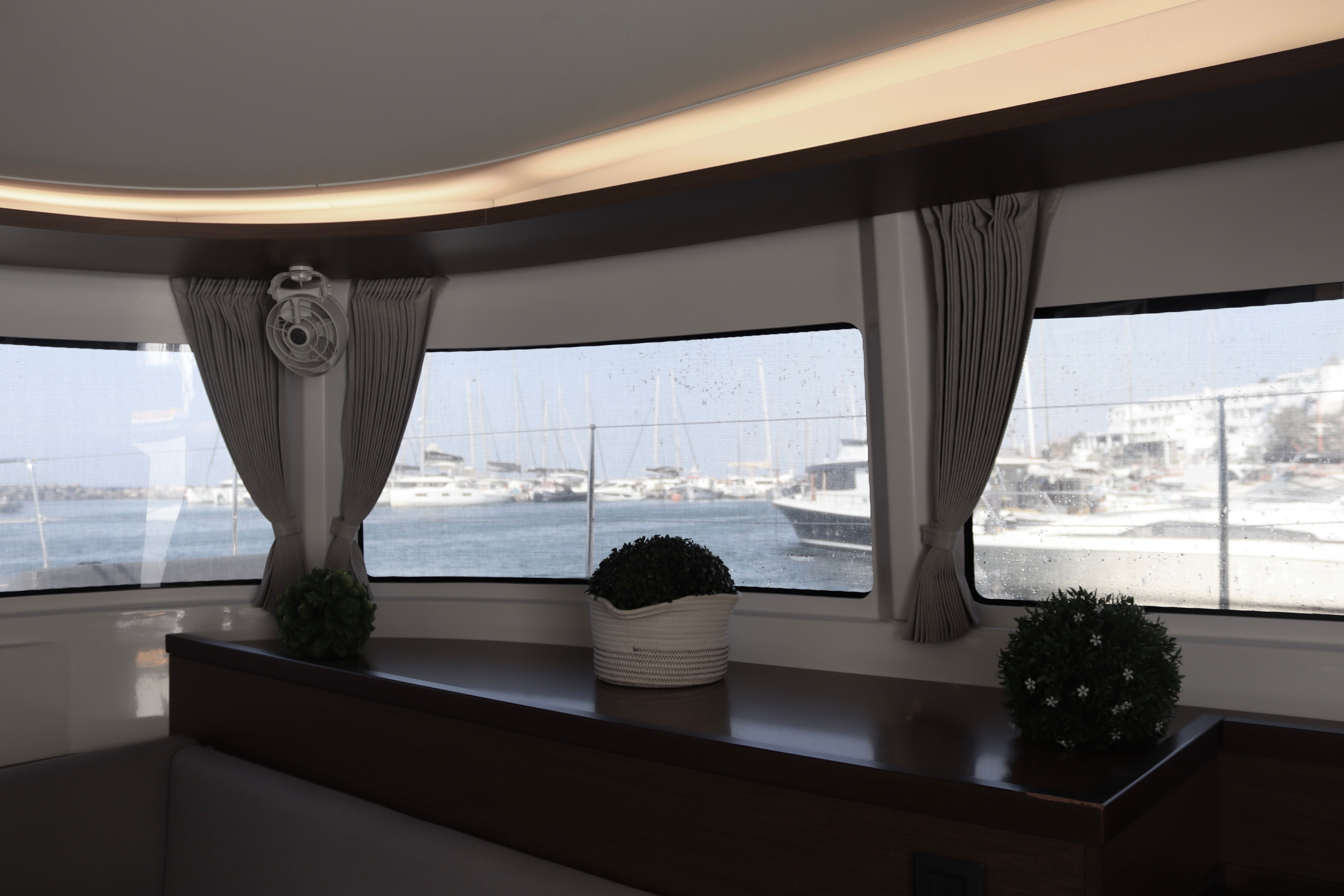 Lagoon 46 | Overseas