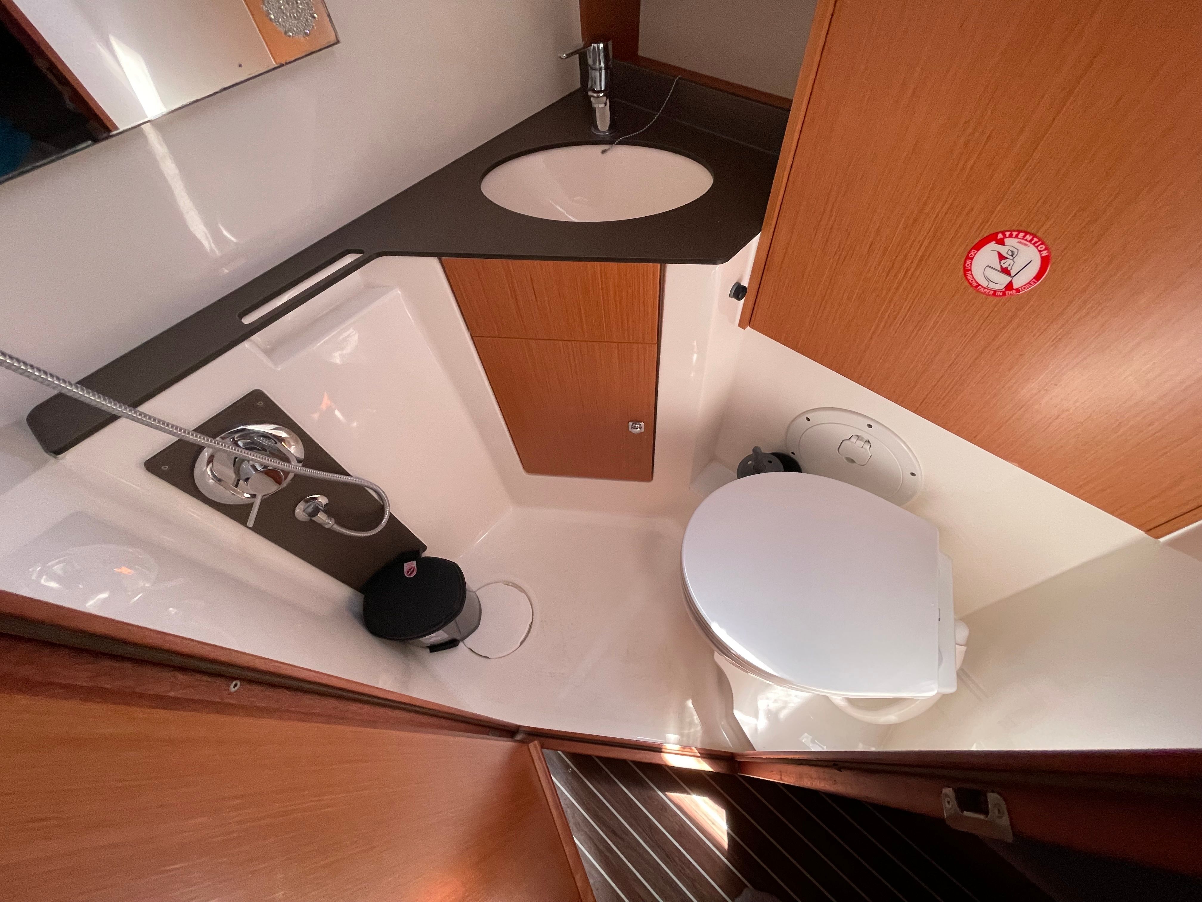 Bavaria Cruiser 46 | Unicorn