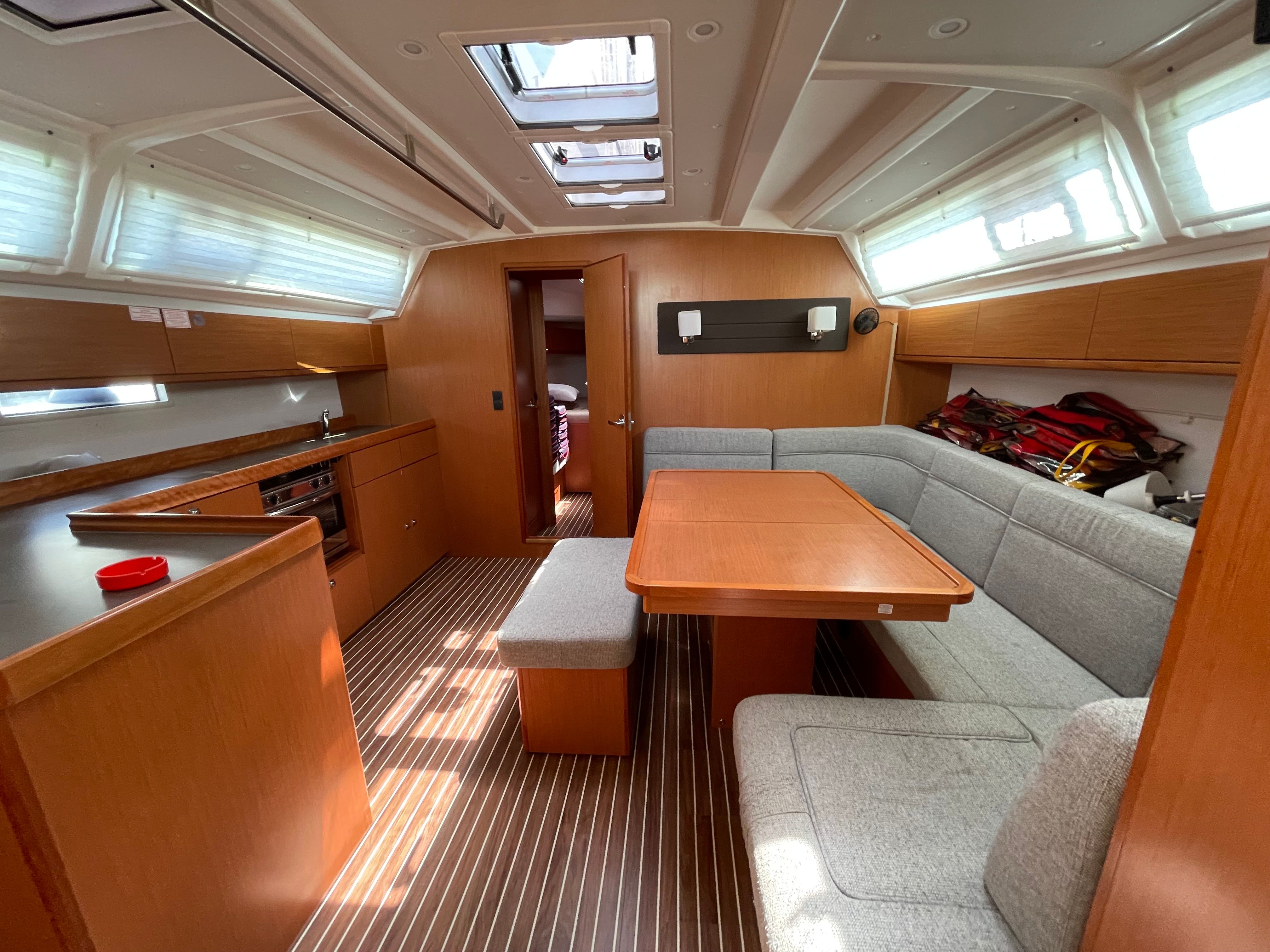 Bavaria Cruiser 46 | Unicorn