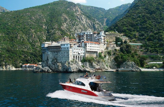 Beneteau Antares 12 | Redline