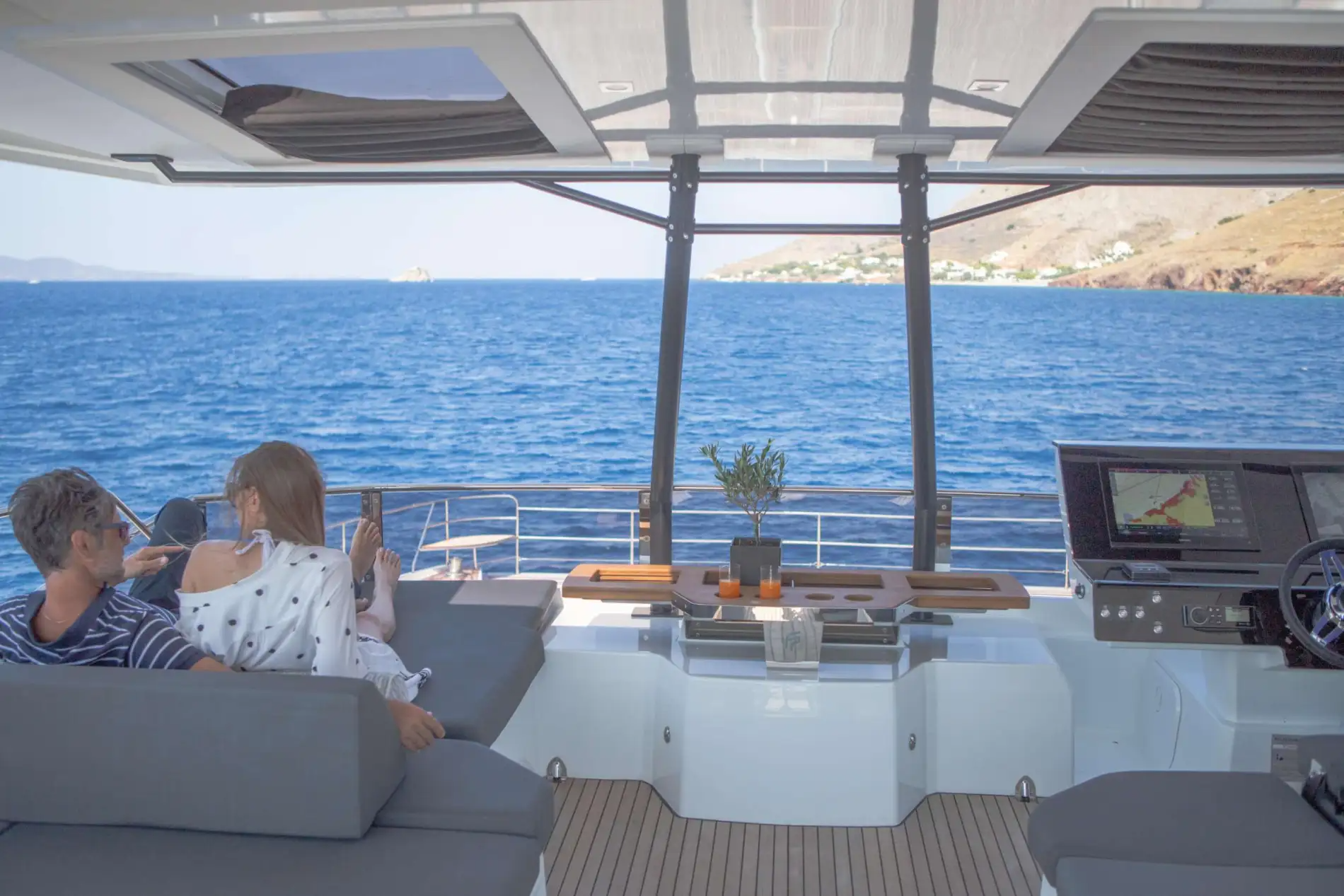 Fountaine Pajot Power 67 | Elly