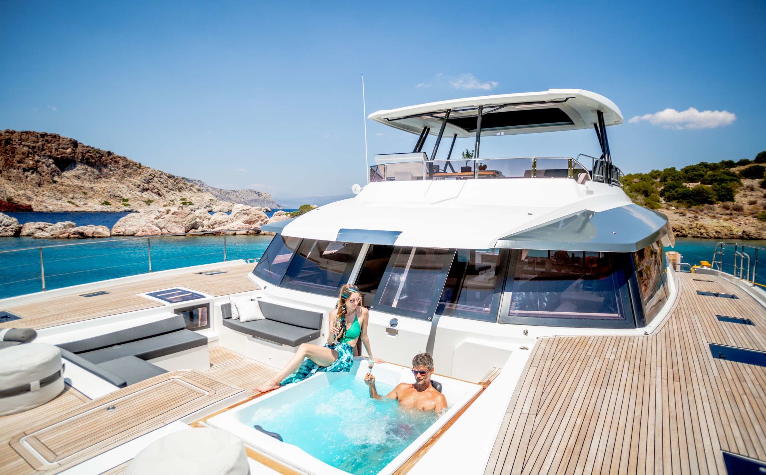 Fountaine Pajot Power 67 | Elly