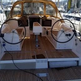 Dufour 382 | Gala