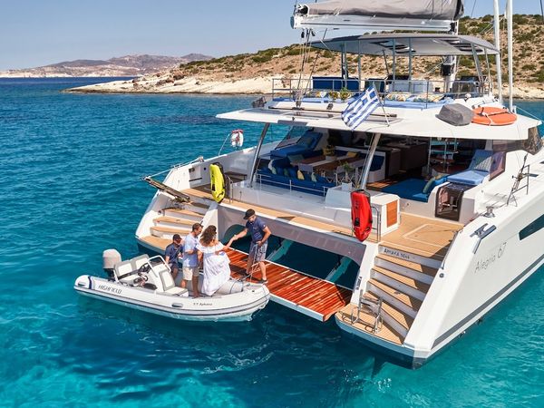 Fountaine Pajot Alegria 67 | Aphaea