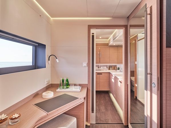 Fountaine Pajot Alegria 67 | Aphaea