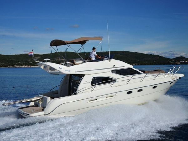 Cranchi 40 | Crystal Blue